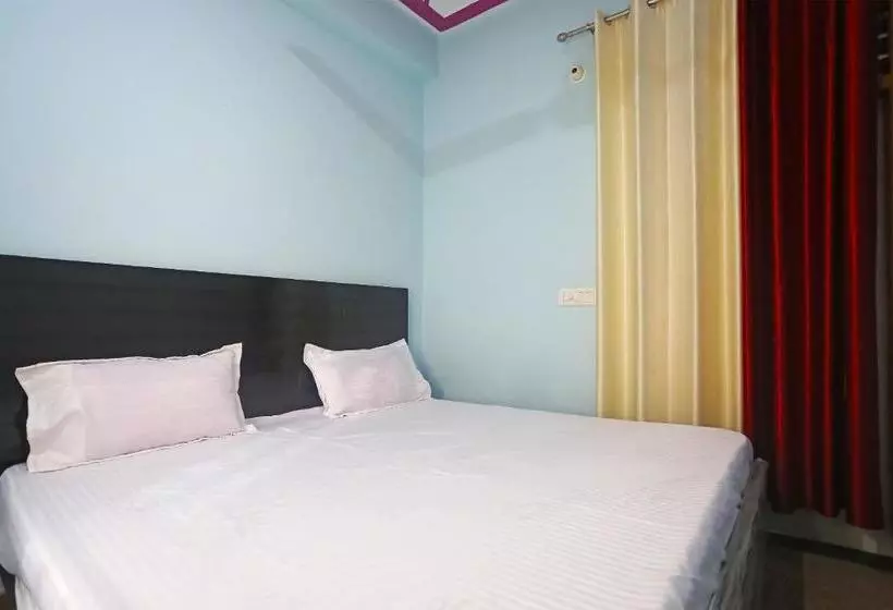 ホテル Spot On 43669 Mahalaxmi Palace