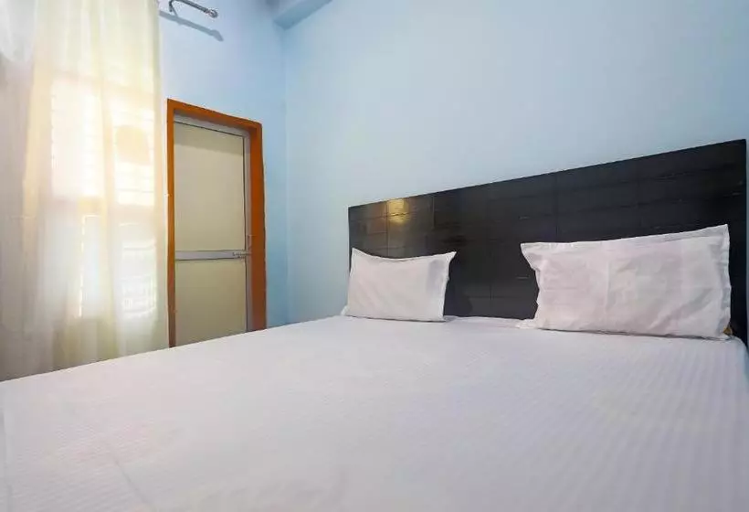 ホテル Spot On 43669 Mahalaxmi Palace