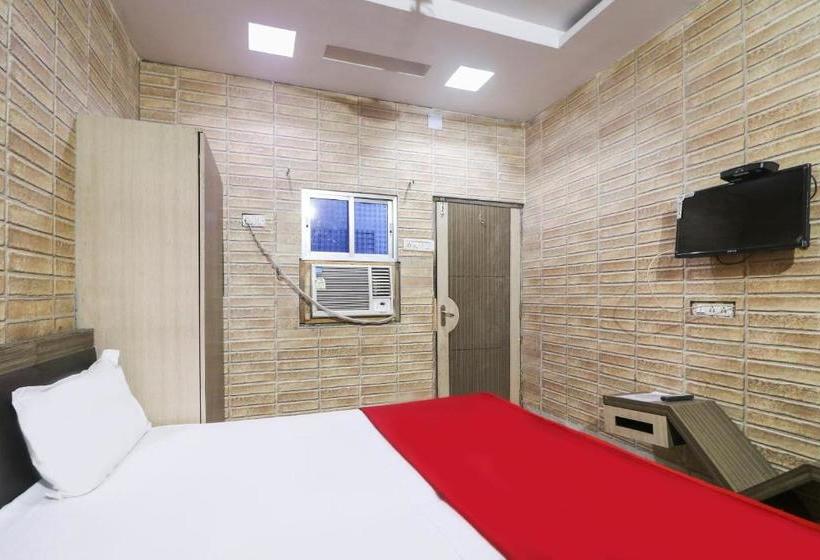 酒店 Spot On 61538 Angel Guest House