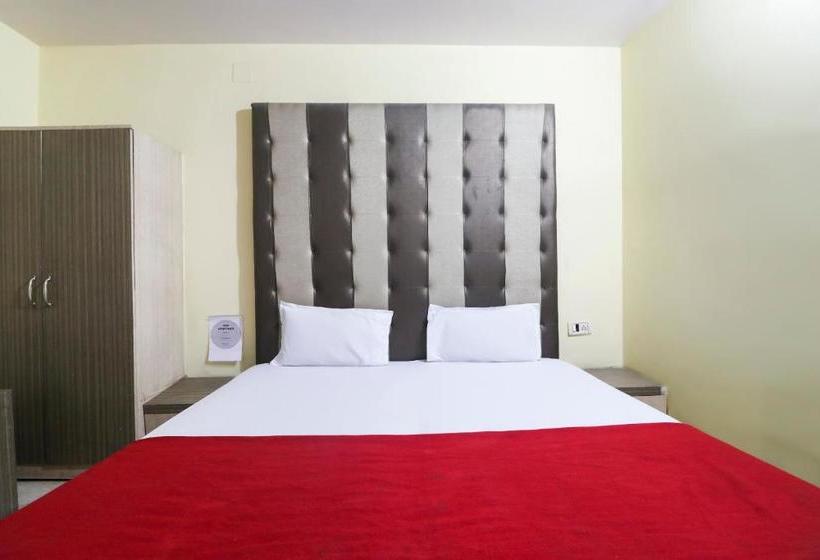 酒店 Spot On 61538 Angel Guest House