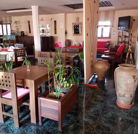 酒店 Ivato , Airport