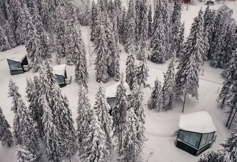 Lomakeskus Magical Pond Nature Igloos