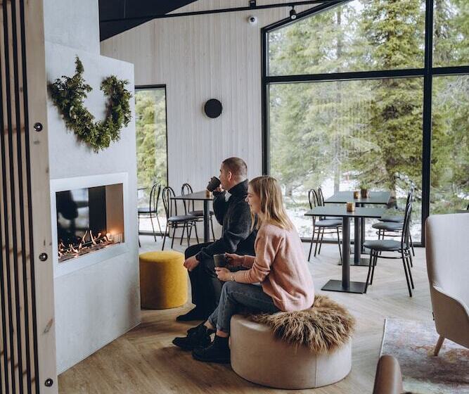 استراحتگاه Magical Pond Nature Igloos