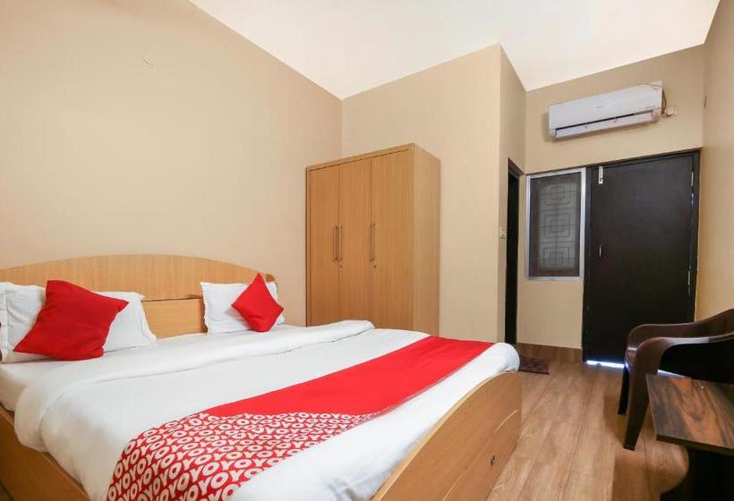 هتل Oyo 43723 Crystal Riverside Saver