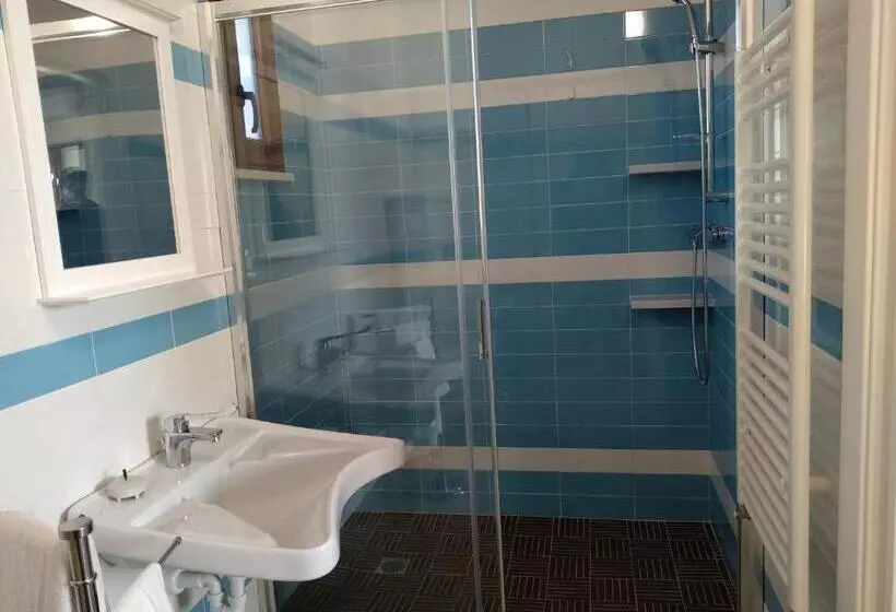 پانسیون Cascina Pontetto