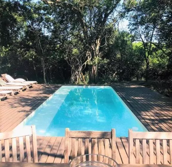 Majatalo Hideaways Lazuli Bush Lodge, Hluhluwe