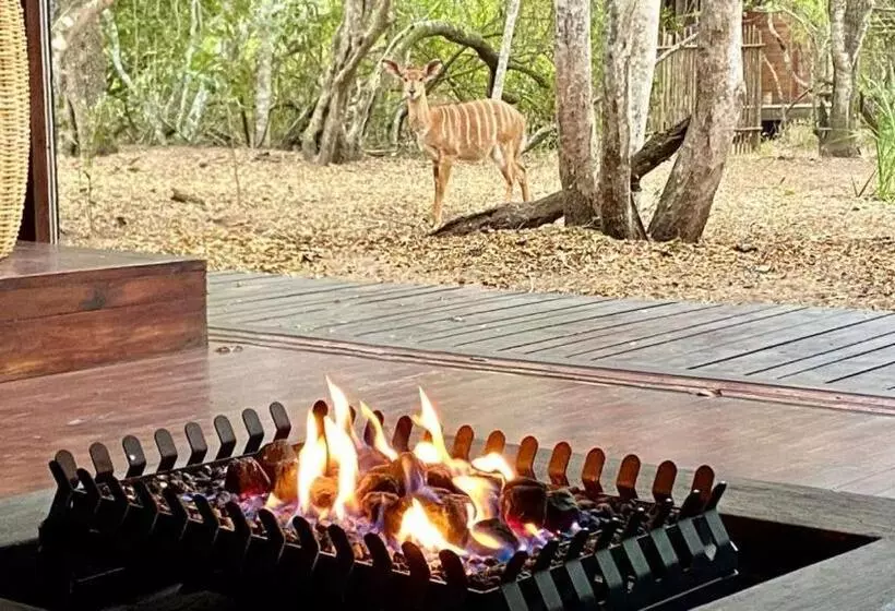 Majatalo Hideaways Lazuli Bush Lodge, Hluhluwe