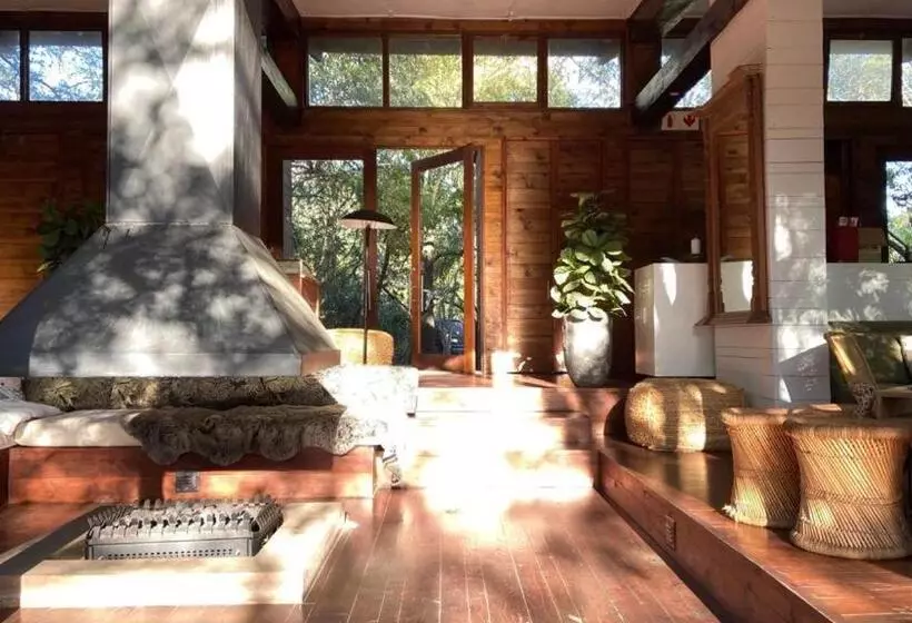 Majatalo Hideaways Lazuli Bush Lodge, Hluhluwe