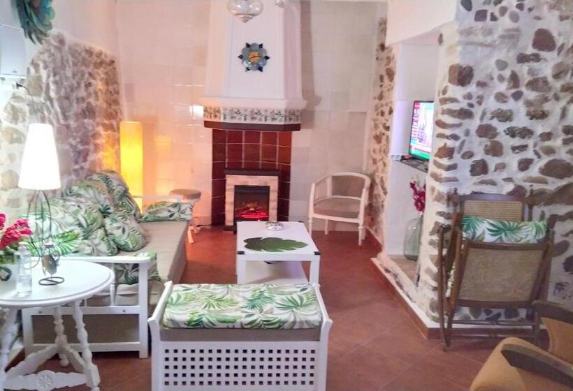 Charming House In Estivella Near Nature