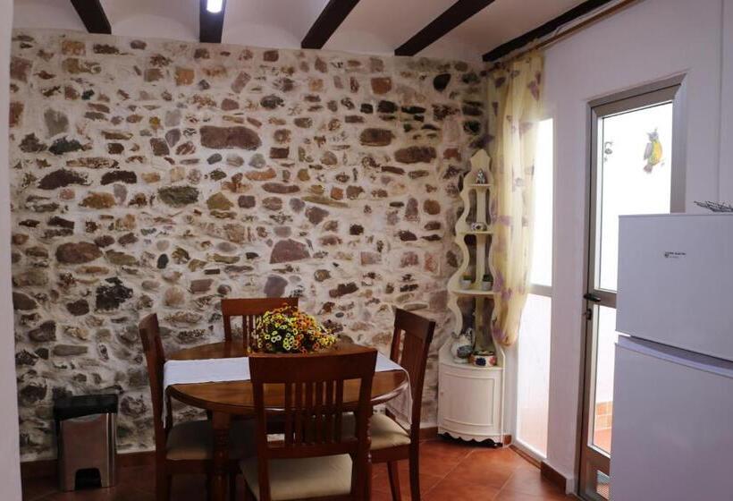 Charming House In Estivella Near Nature