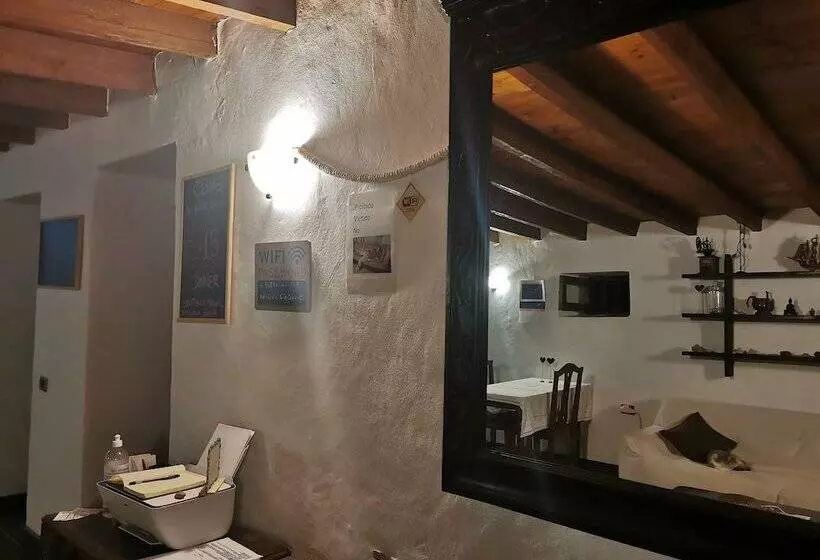 Aamiaismajoitus (B&B) Villa Cecilio
