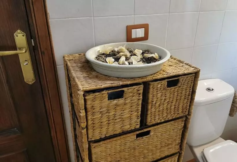 Aamiaismajoitus (B&B) Villa Cecilio