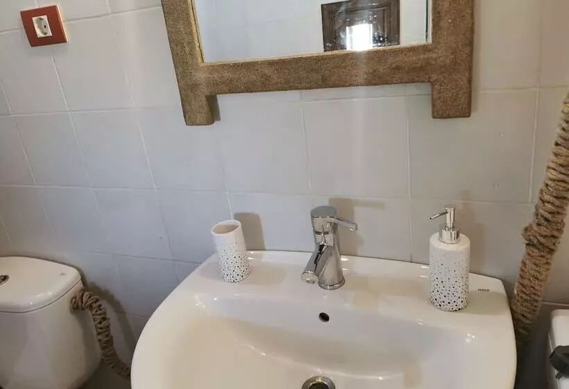 Aamiaismajoitus (B&B) Villa Cecilio