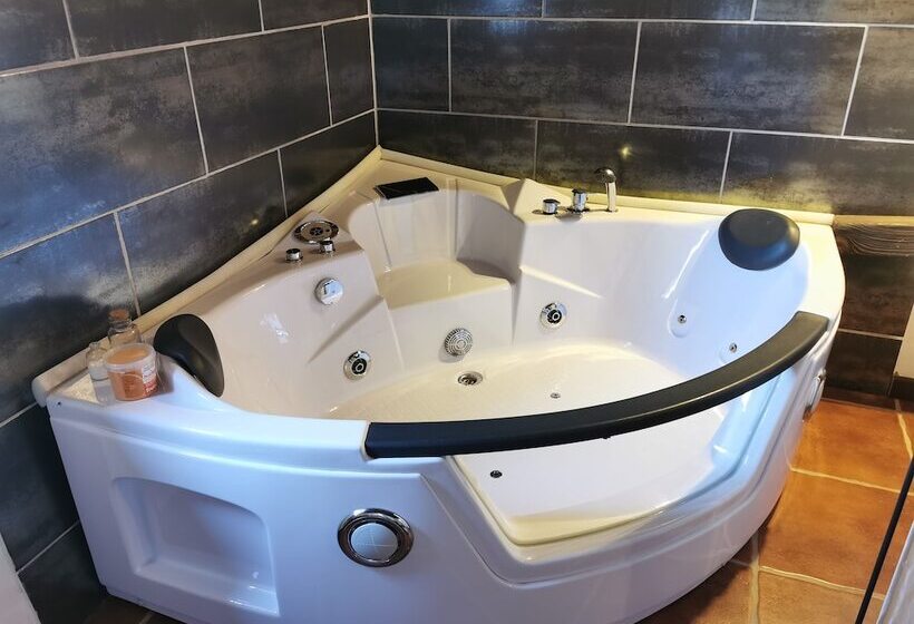 تختخواب و صبحانه Villa Cecilio