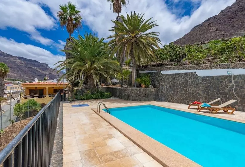 Casa De Vacaciones Con Piscina Compartida En Mogán I