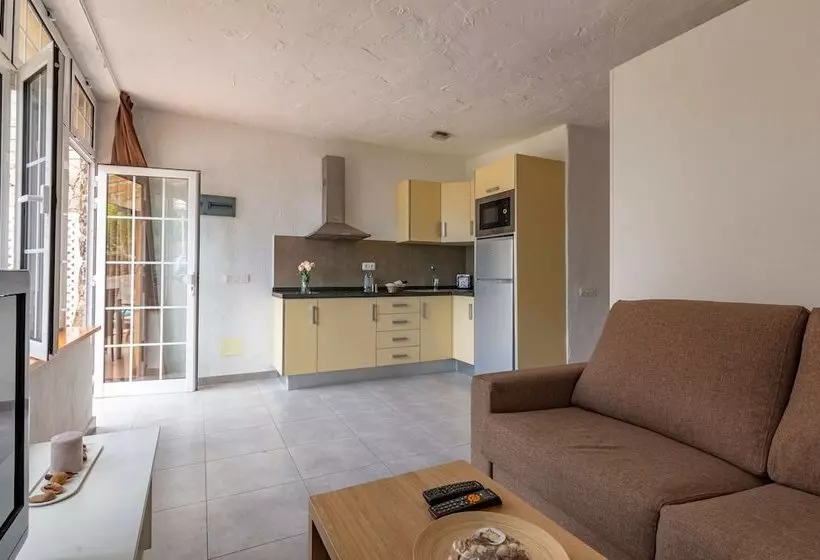 Casa De Vacaciones Con Piscina Compartida En Mogán I