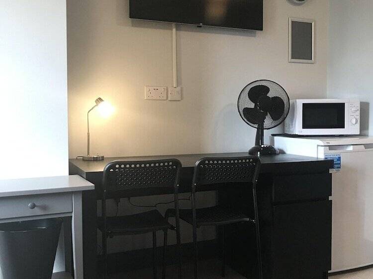 فندق فئة نجمة واحدة The Lord Grey