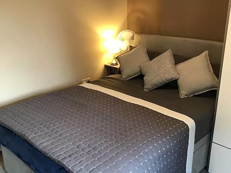 Hostelli The Lord Grey