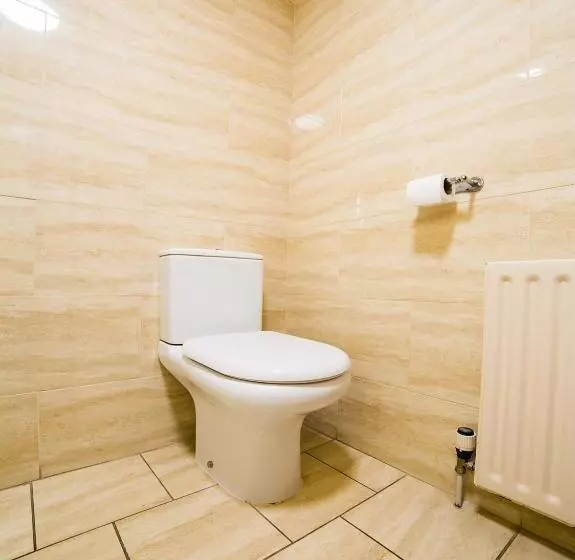 Hostelli The Whistle And Flute