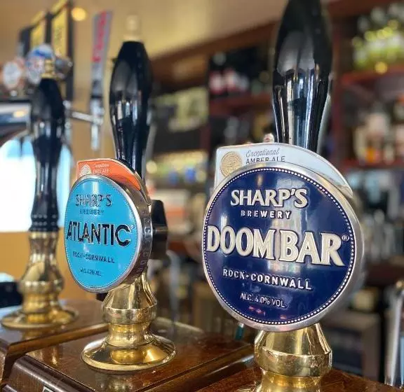 Hostelli The Whistle And Flute