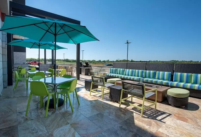 Hotelli Home2 Suites By Hilton Wichita Northeast