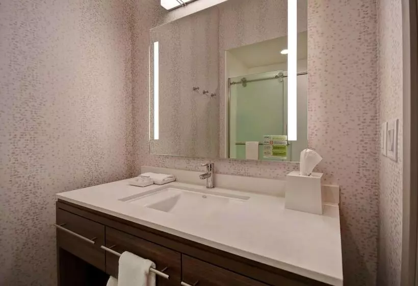 Hotelli Home2 Suites By Hilton Wichita Northeast