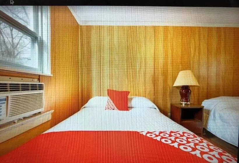 مُتل Monmouth Oyo