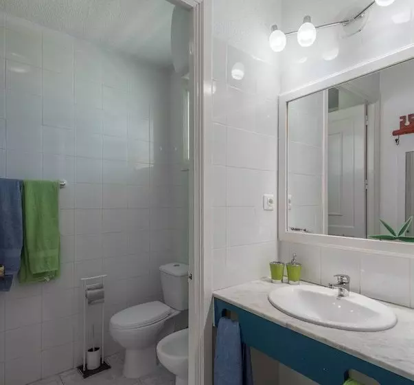 New & Modern Top Floor Flat With Ocean View & Free Wifi  Jandia