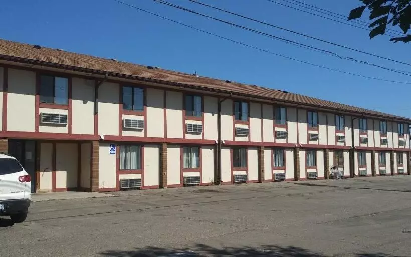 Отель Guest Lodge