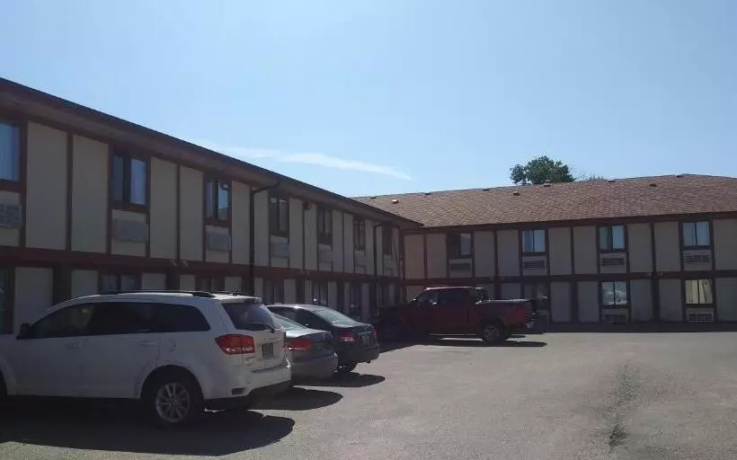 Отель Guest Lodge