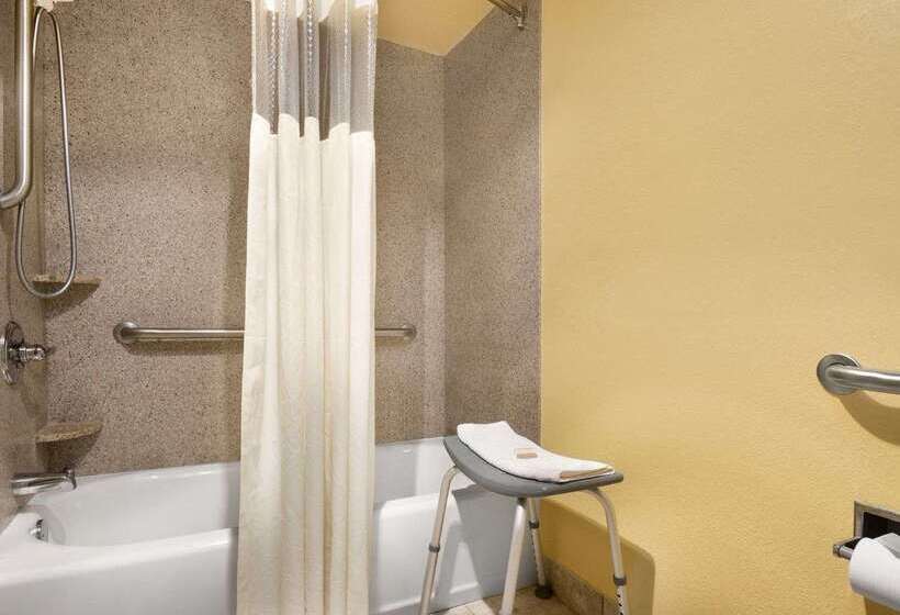 Отель Baymont By Wyndham Fort Walton Beach Mary Esther