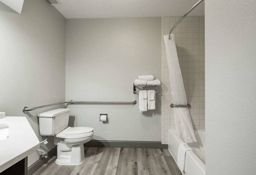 هتل Clarion Inn Near Lookout Mountain