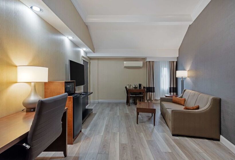 فندق Comfort Inn