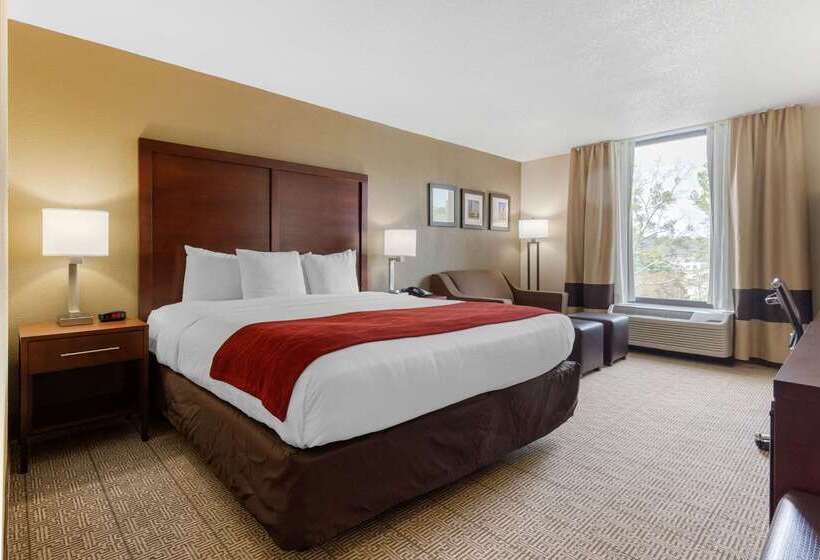 فندق Comfort Inn & Suites Durham Near Duke University