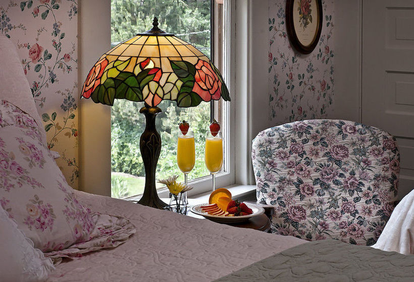 فندق Green Gables Inn