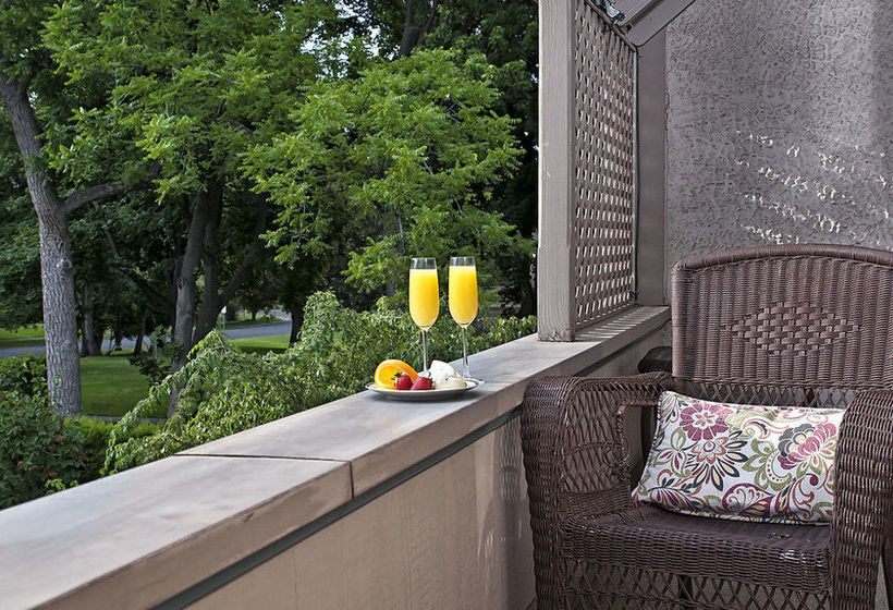 فندق Green Gables Inn