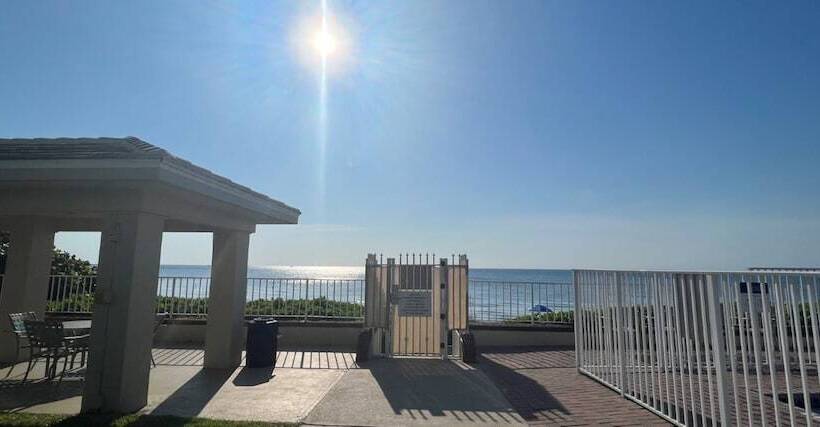 ホテル Gulfstream Manor