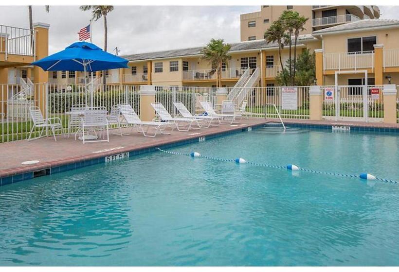 Отель Gulfstream Manor