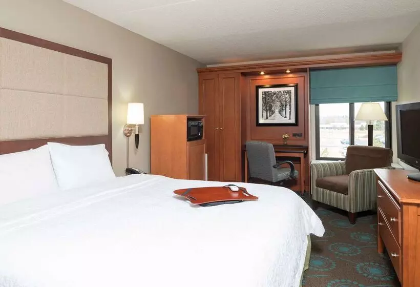 בית מלון כפרי Larkspur Landing Ann Arbor