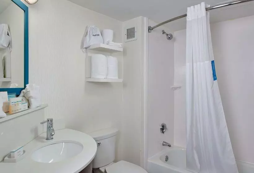 Отель Hampton Inn Atlanta Nw Cumberland