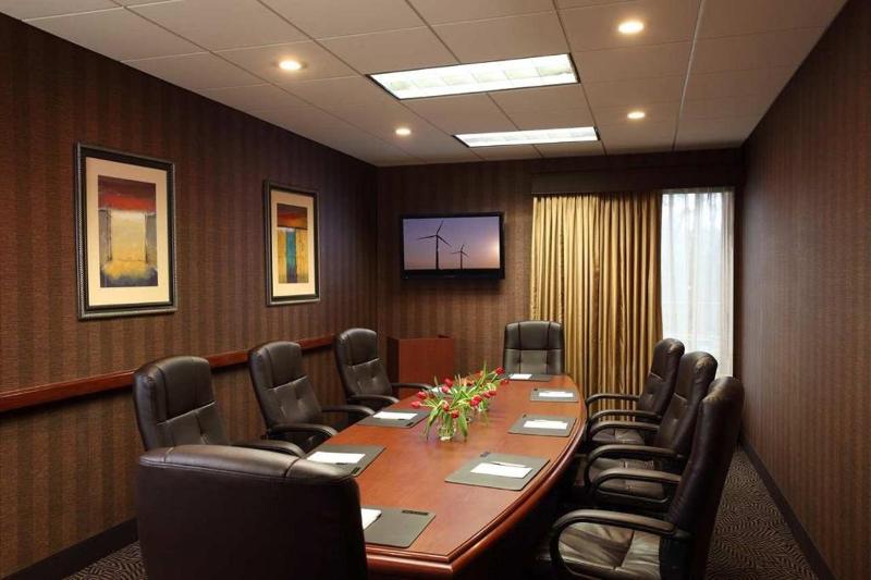 هتل Hampton Inn Atlanta Nw Cumberland