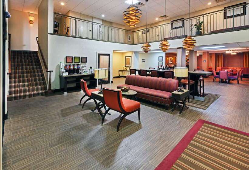 בית מלון כפרי Hampton Inn By Hilton Clarksville