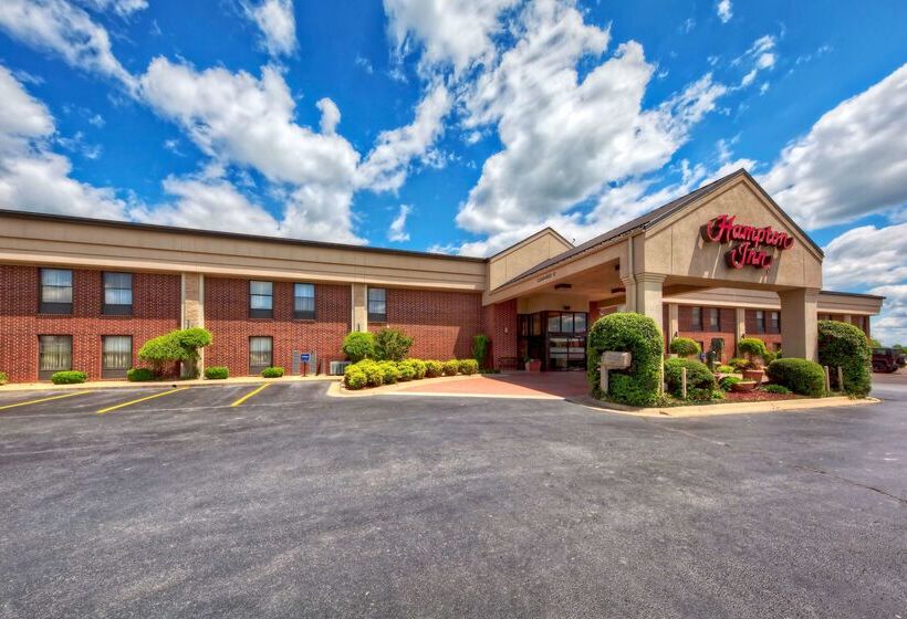 בית מלון כפרי Hampton Inn By Hilton Clarksville