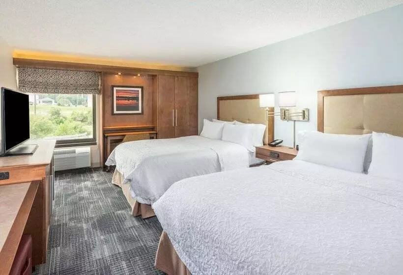 Отель Hampton Inn Columbia