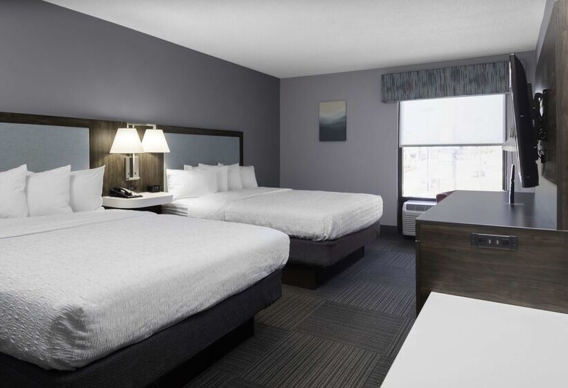 فندق Hampton Inn Conyers