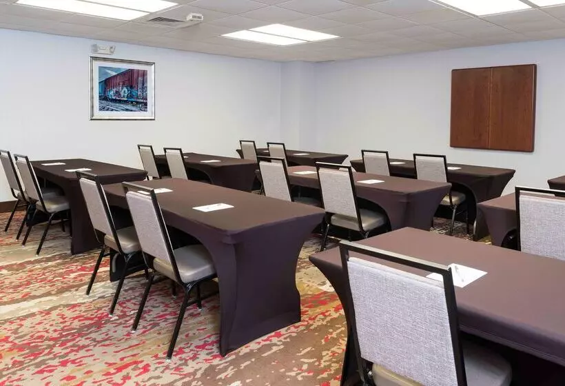 호텔 Hampton Inn Grand Rapids North