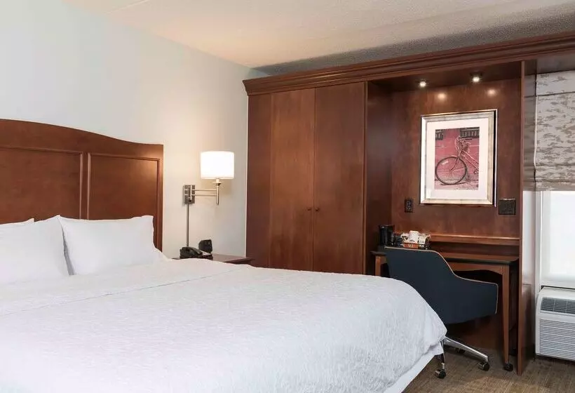 호텔 Hampton Inn Grand Rapids North