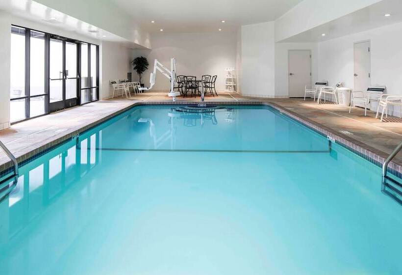 فندق Hampton Inn Kansas City/shawnee Mission