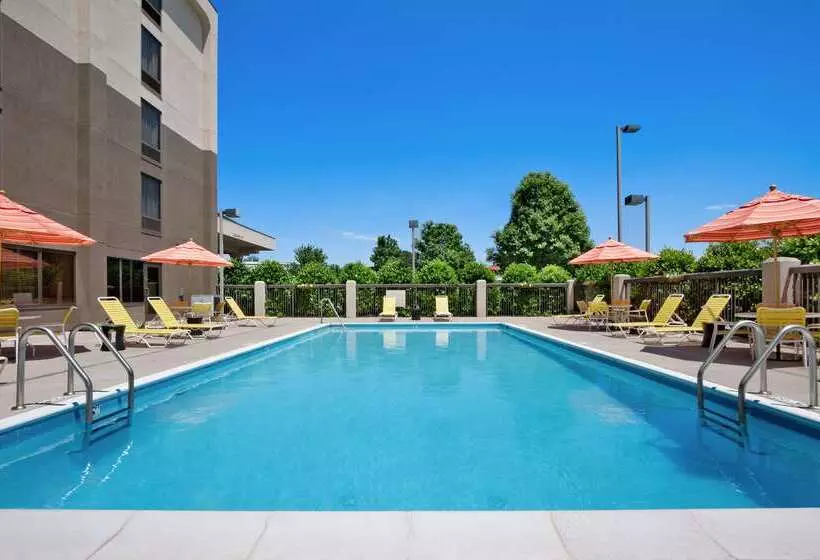 Отель Hampton Inn By Hilton Lexington Park