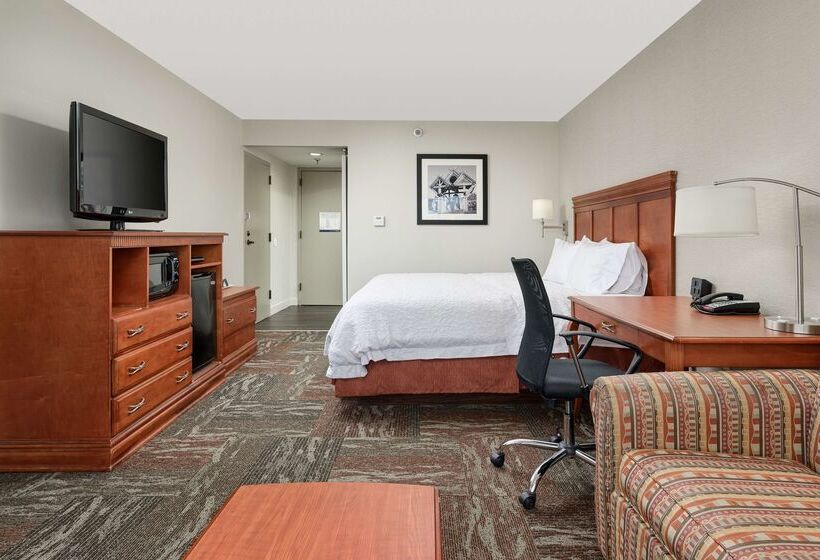 Отель Hampton Inn Oak Ridge Knoxville